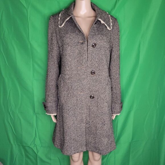 April May beautiful texture, classic Tweed coat. - Picture 12 of 13